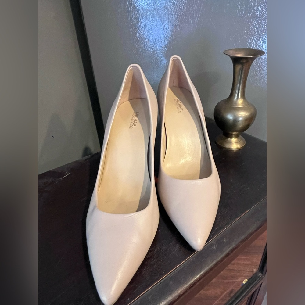 MICHAEL Michael Kors Alina flex leather heel